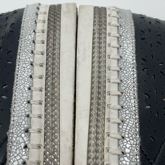 Bernie Mev TW99 Slip On Leather Perforated Black Shoes size 39 Size Us 9 - Picture 6 of 14